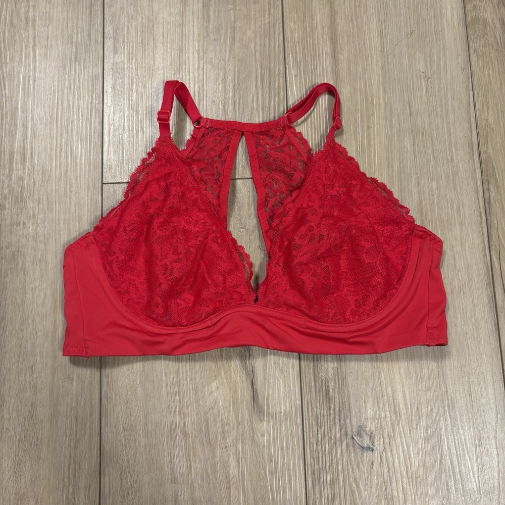 VS Pink Red Lace Lightly Lined Bralette EUC Size Medium‎ M